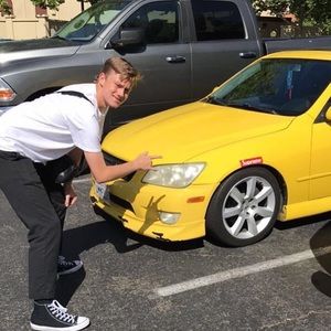 Meet your Posher, Evan